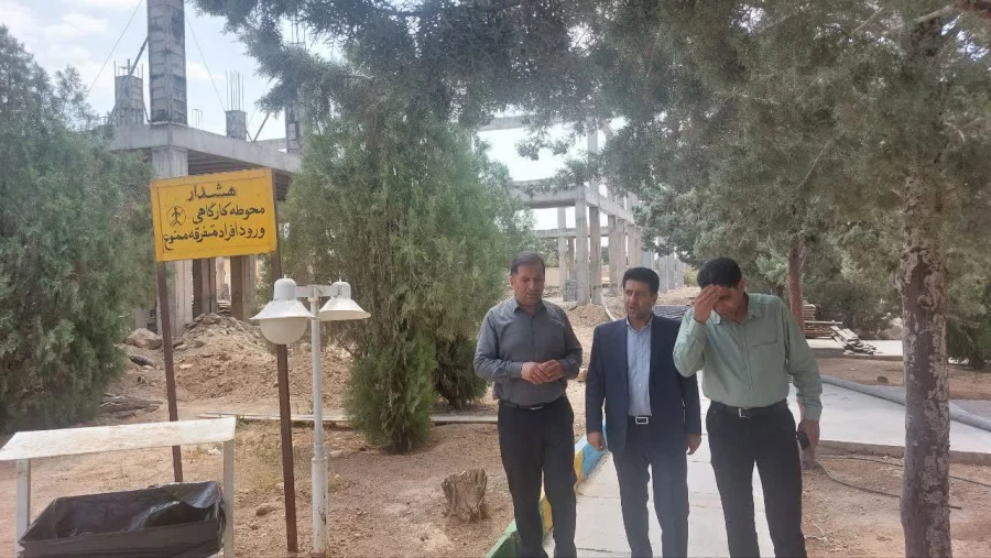 بازدید آقای دکتر شیروانی شیری سرپرست دانشگاه فرهنگیان فارس و حاج آقا جعفری مسئول نهاد رهبری در دانشگاه از واحد شهید بهشتی اقلید 5