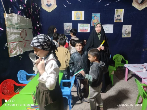 گزارش «کافه گفت وگو» جرقه های اندیشه در دل موکب شهید بهشتی اقلید 2