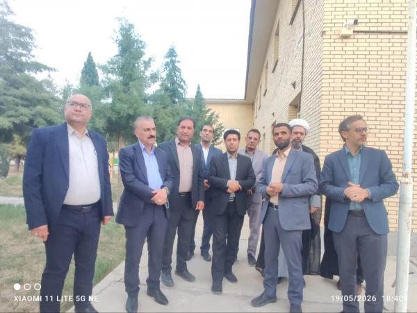 گزارش افتتاحیه المان شهید گمنام و برگزاری جلسه با حضور کارکنان و استادان مرکز شهید بهشتی اقلید اقلید | 29 اردیبهشت ماه 1405 آیین افتتاح و رونمایی از المان شهید گمنام در مرکز شهید بهشتی اقلید با حضور جمعی از مسئولان سازمان مرکزی دانشگاه فرهنگیان و مسئولان 